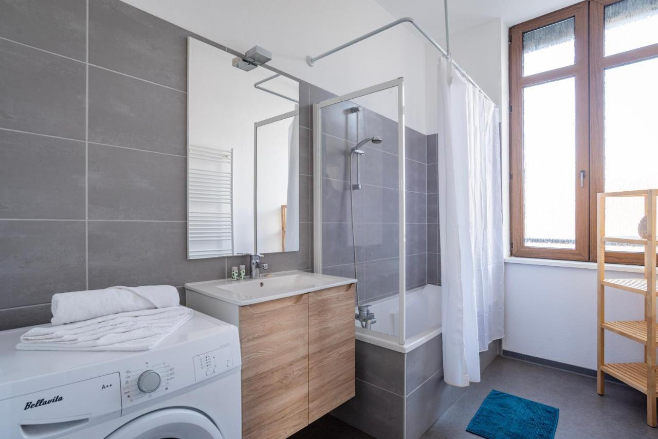 Apartamento Le Manoir De Cyrielle A 10 Min Du Centre De Strasbourg Bischheim Exterior foto